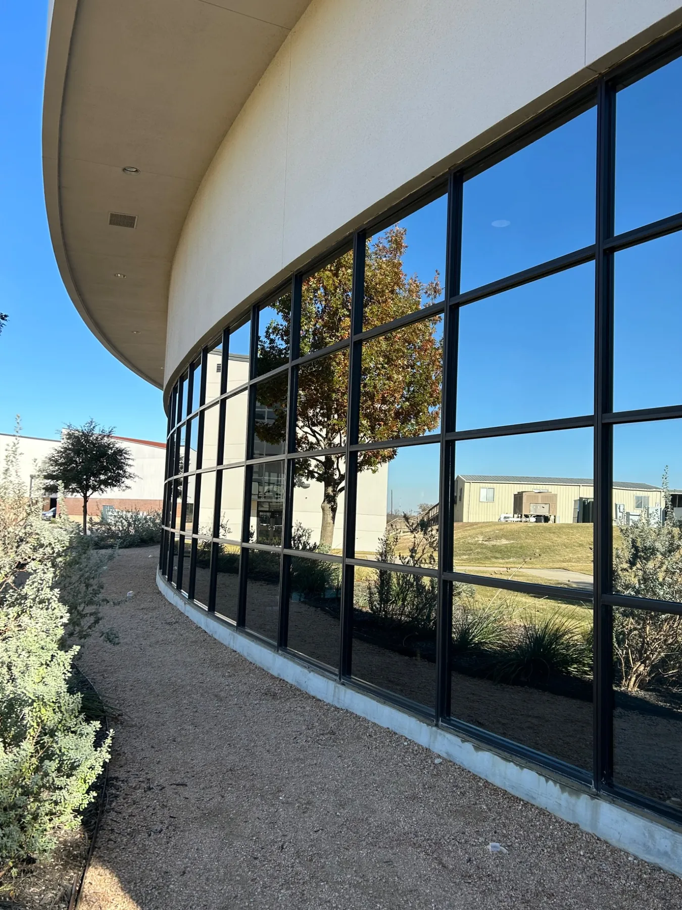 Clean curved commercial windows